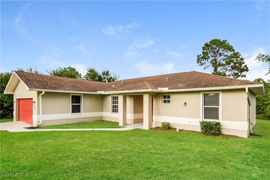 637 Montclair Ave S, Lehigh Acres, FL 33974 - photo 2