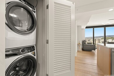 Sky Ala Moana unit 4208, Honolulu, HI 96814 - photo 5