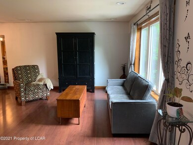 151 Grouse Ridge Ln, Drums, PA 18222 - photo 5