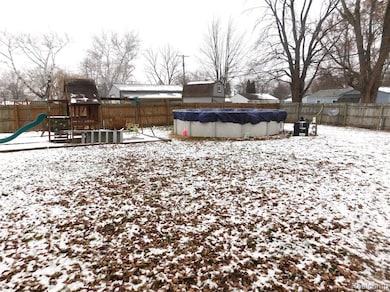 21367 Wendell St, Clinton Township, MI 48036 - photo 5