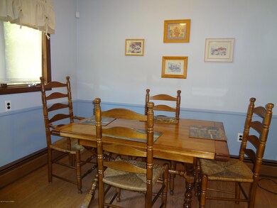 Breakfast Nook
