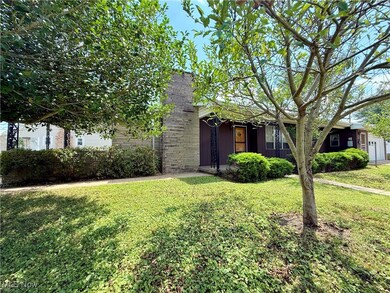 2022 & 2022 1/2 36th St, Parkersburg, WV 26104 - photo 2