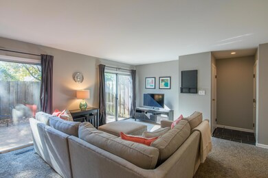1536 Lafayette - 4