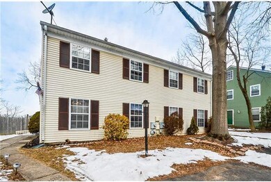 250 Cricklewood Cir, Lansdale, PA 19446 - photo 2