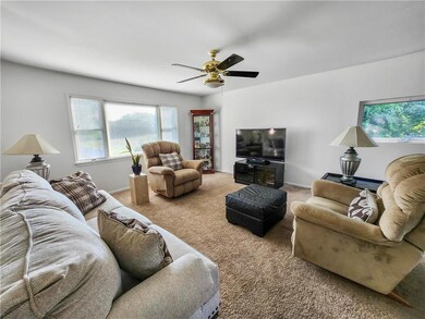 4604 Christina Dr, Whitehall, PA 18052 - photo 6