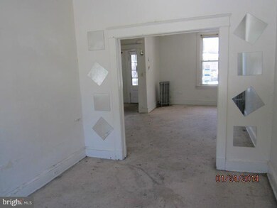 335 Marydell Rd, Baltimore, MD 21229 - photo 7