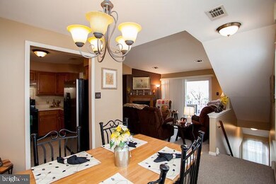 908 Mews Dr unit 908, Sellersville, PA 18960 - photo 7