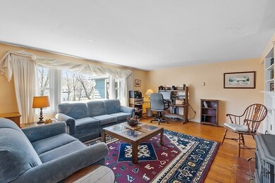 52 Wakefield St, Reading, MA 01867 - photo 7