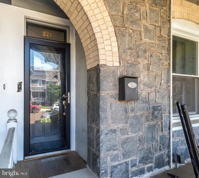 321 Race St, Perkasie, PA 18944 - photo 3