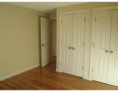 173 Warren St unit 173, Watertown, MA 02472 - photo 6