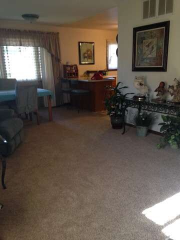 27 Helm Rd, Carpentersville, IL 60110 - photo 5