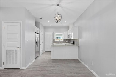 1909 Canyon Dr unit 3, Weslaco, TX 78599 - photo 4