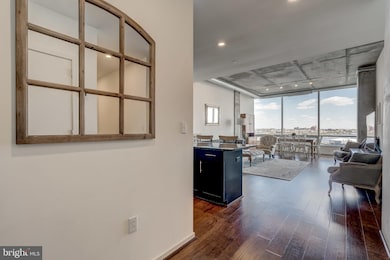 Silo Point unit 917, Baltimore, MD 21230 - photo 4