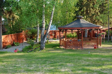 Gazebo /yard