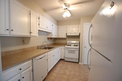 81 Wigwam Ln, Tinton Falls, NJ 07724 - photo 6