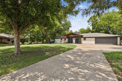 1818 Long Creek Ct, Granbury, TX 76049 - photo 2