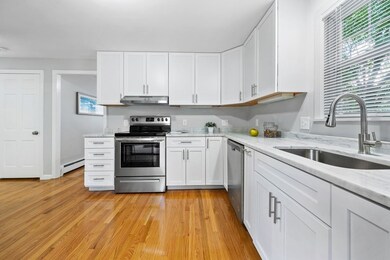 40 Lincoln St, Northborough, MA 01532 - photo 5