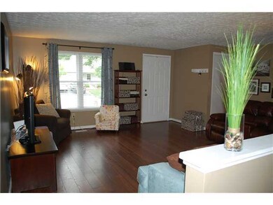 703 Cherryhurst Dr, Columbus, OH 43228 - photo 4