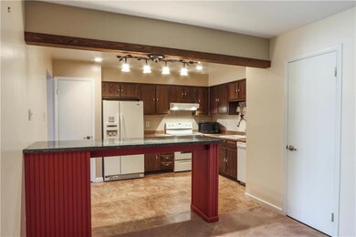 2808 Springhaven Place unit N370, Macungie, PA 18062 - photo 7