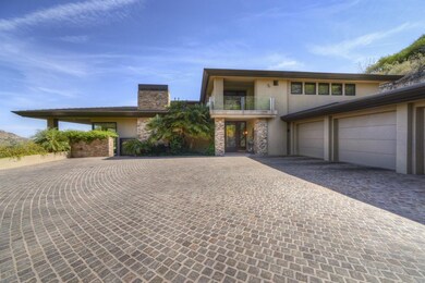 4536 E Foothill