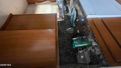 43738 Beech Ave, Lancaster, CA 93534 - photo 3