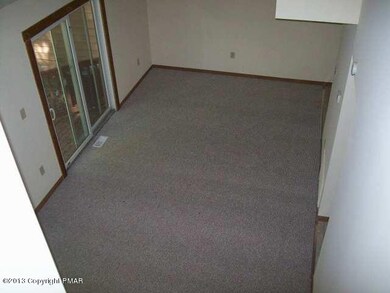 219 Sterling Cir unit 219, Bushkill, PA 18324 - photo 5