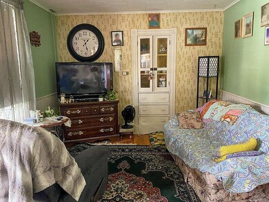 87 Plain St, Rutland, VT 05701 - photo 2