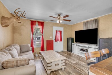 6405 Sexto St, Brazoria, TX 77422 - photo 6