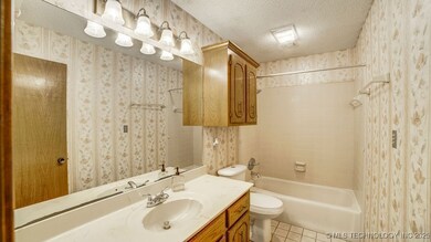 Bath 1 of 2