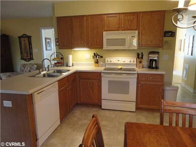 Kitchen - Bright open kitchen
