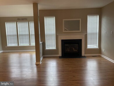 2633 Crabapple Cir, Perkasie, PA 18944 - photo 2