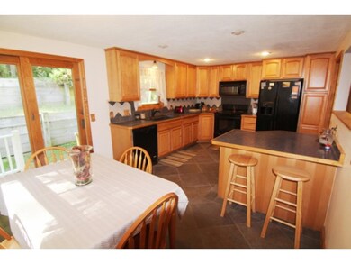 260 Locust St, Hartford, VT 05001 - photo 4