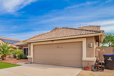 7545 W Jenan Dr, Peoria, AZ 85345 - photo 6