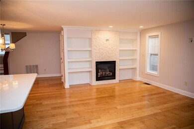11 Nobert St unit B, Warren, RI 02885 - photo 6