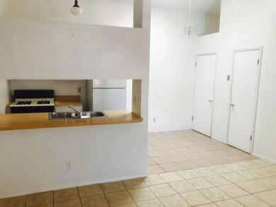 10508 Shannon Place unit D, El Paso, TX 79925 - photo 7