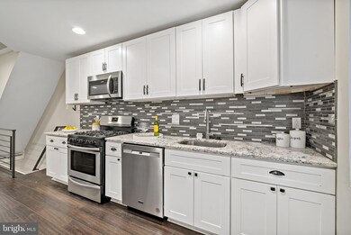 1310 N Hollywood St, Philadelphia, PA 19121 - photo 5