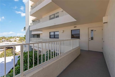 5760 Midnight Pass Rd unit 307, Sarasota, FL 34242 - photo 2