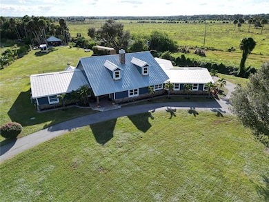 2534 SW 28th St, Okeechobee, FL 34974 - photo 3