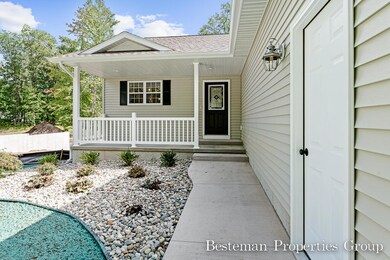 1462AddisonWay03Lores