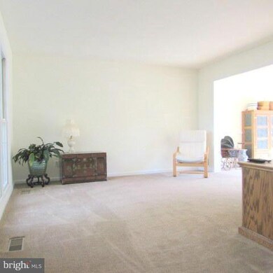 2820 Cleeve Hill Ct, Woodbridge, VA 22191 - photo 5