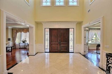 Entrance with high ceiling