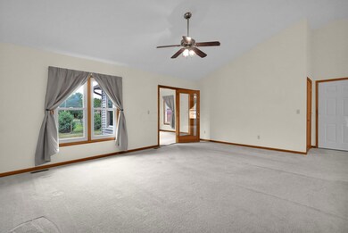 7-web-or-mls-112-castleton-ct