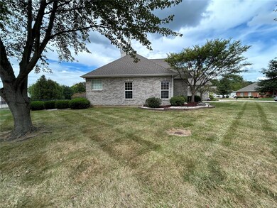 9 Fox Mill Dr, Maryville, IL 62062 - photo 6