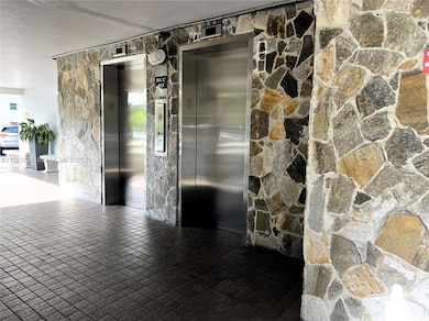 Hillcrest Country Club Apartments unit 408, Hollywood, FL 33021 - photo 3