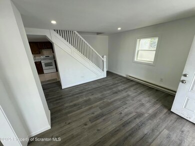 1134 1134 Luzerne St unit 1134, Scranton, PA 18504 - photo 4