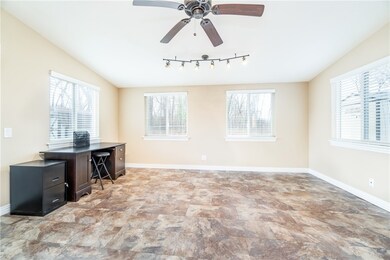 2910 W Beechwood Dr, Rogers, AR 72756 - photo 5