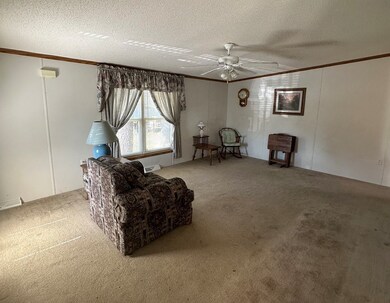 519 E River St, Orange, MA 01364 - photo 5