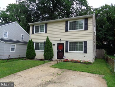 710 Nova Ave, Capitol Heights, MD 20743 - photo 2