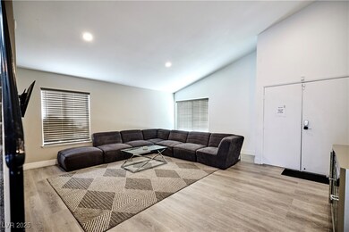 6348 Mockingbird Ln, Las Vegas, NV 89103 - photo 4