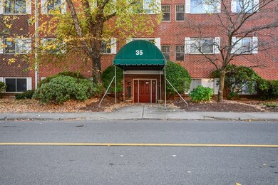 35 Prospect St unit 207, Woburn, MA 01801 - photo 2